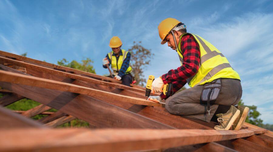Professional gutter cleaning in Crouse, NC